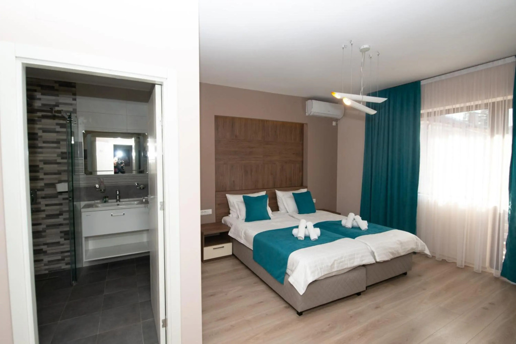 ZARO Apartments