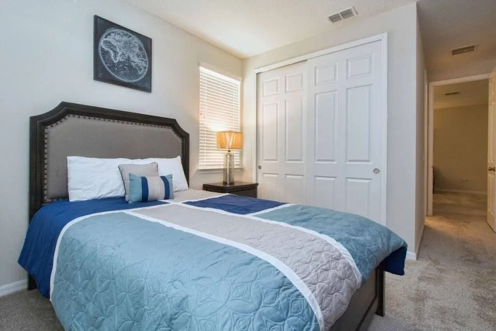 World Explorer Villa 9 Bedroom in Solara Resort