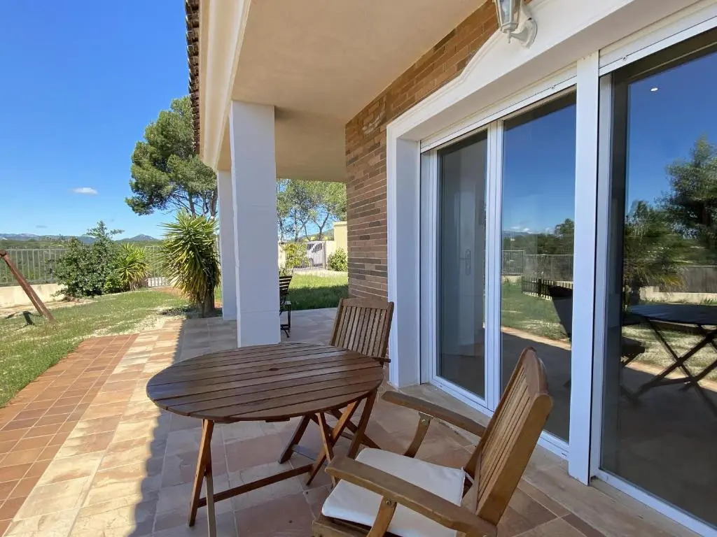 Villa Buena Vista - 5 bedroom fully air-conditioned villa with private swimming pool
