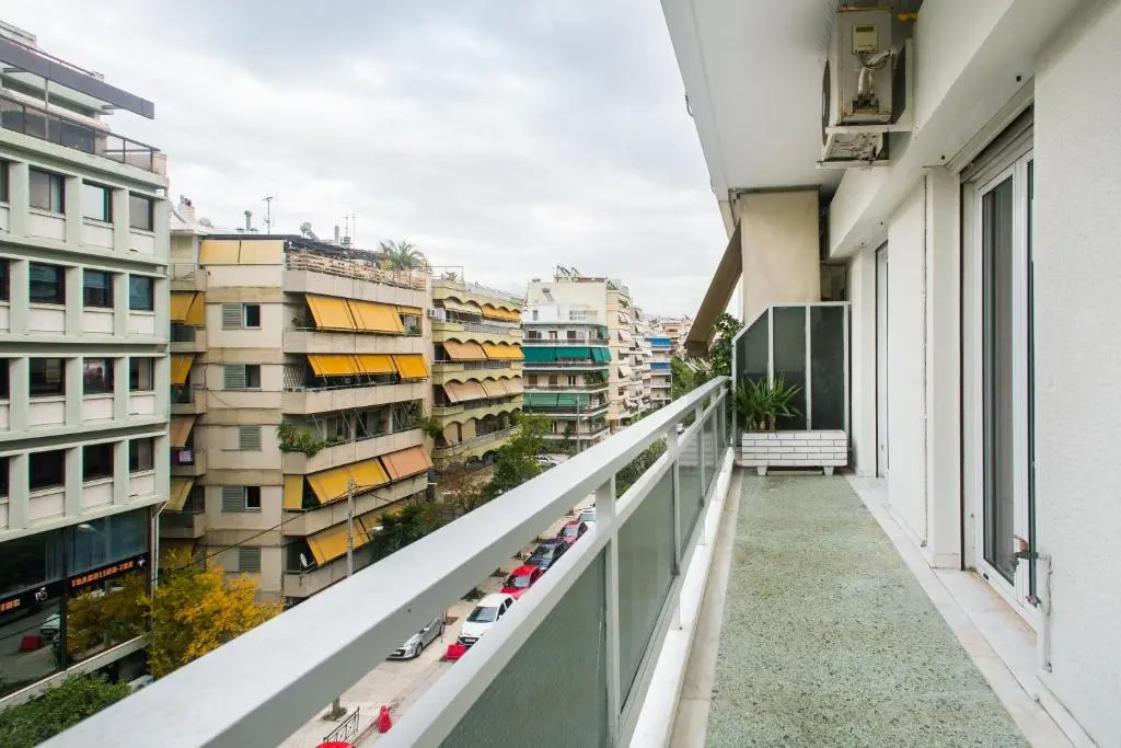 Athenalux Apartment Modern Bright