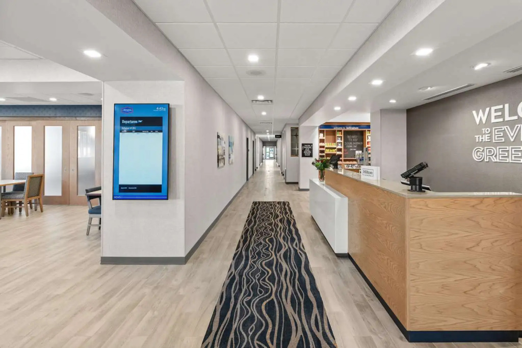 Hampton Inn by Hilton Bellingham Airport