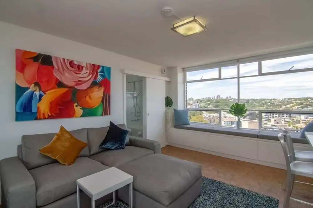 Bright 1 Bedroom Studio With Amazing City Views