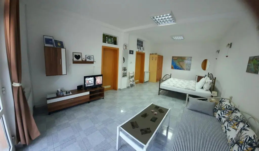 Studio Apartment David