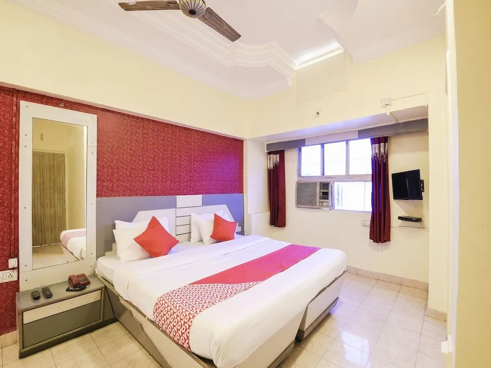 OYO Flagship 12273 Hotel Indraprastha