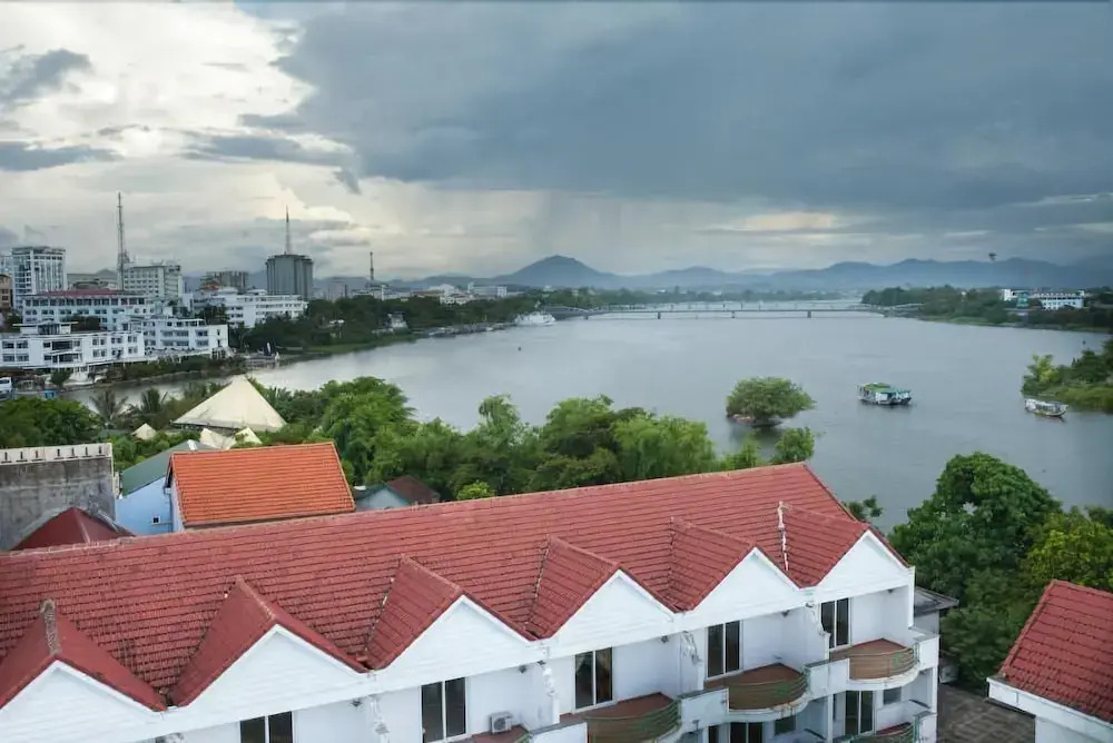 Vi Da Riverside Hotel