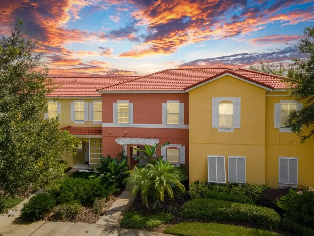 3 Bedrooms 25 Bathrooms Encantada 3091 Yl