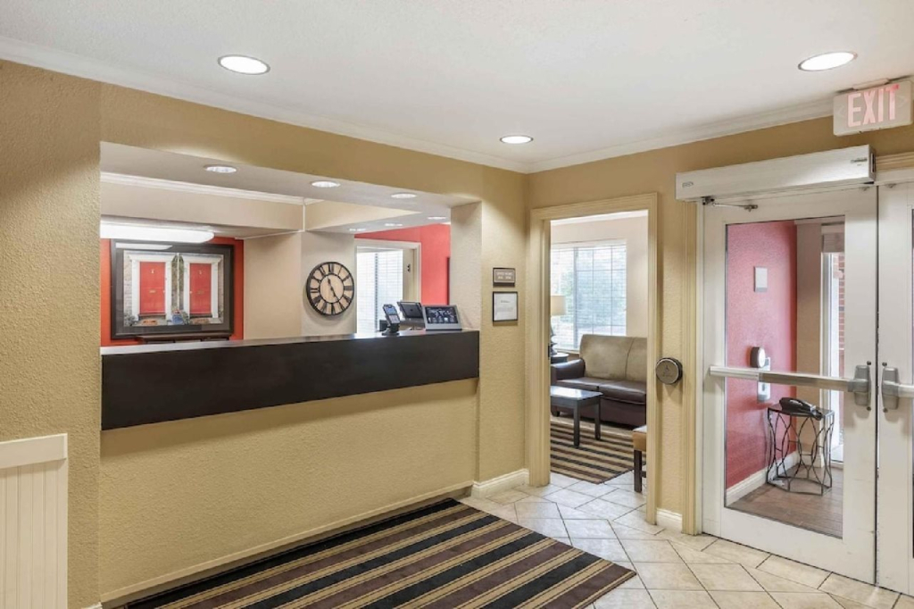 Studio 6 Extended Stay Milwaukee Brookfield WI