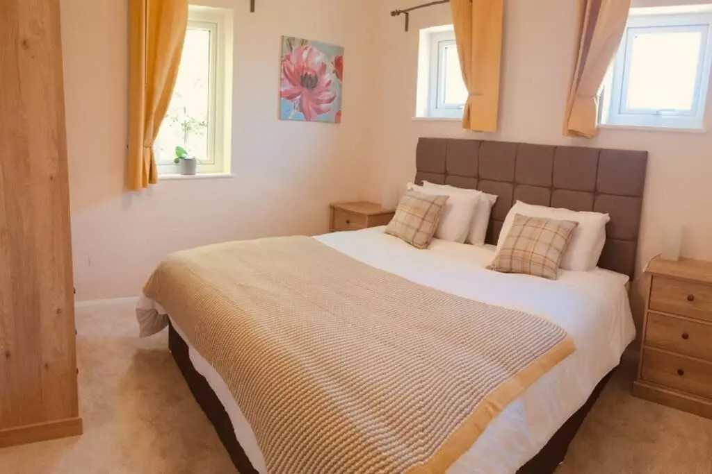 Private 1st Floor Apartment - Perfect for Holidays, Port of Dover & Eurotunnel
