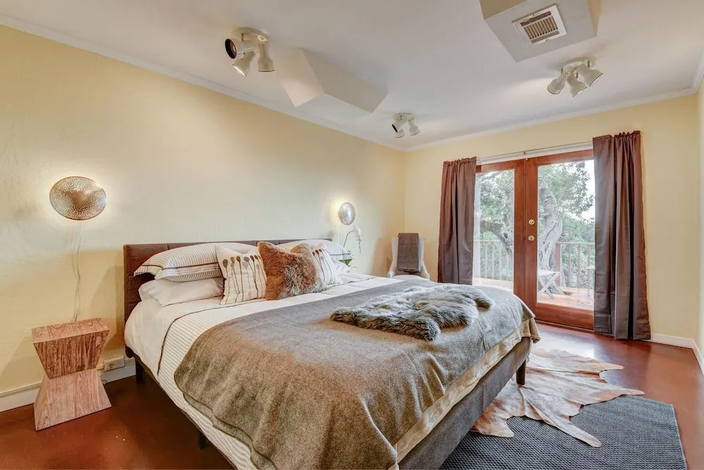 Napa Valley Guest House 2 Bedrooms 1 Bathroom Cottage by Redawning