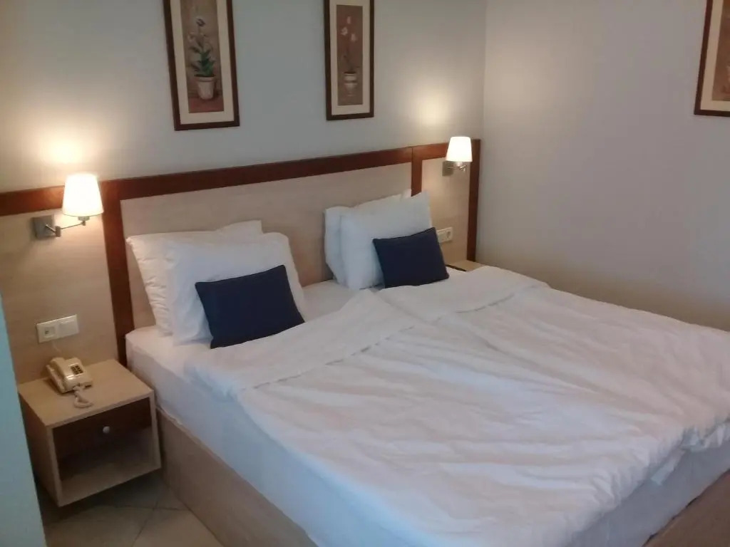 Yali Han Hotel