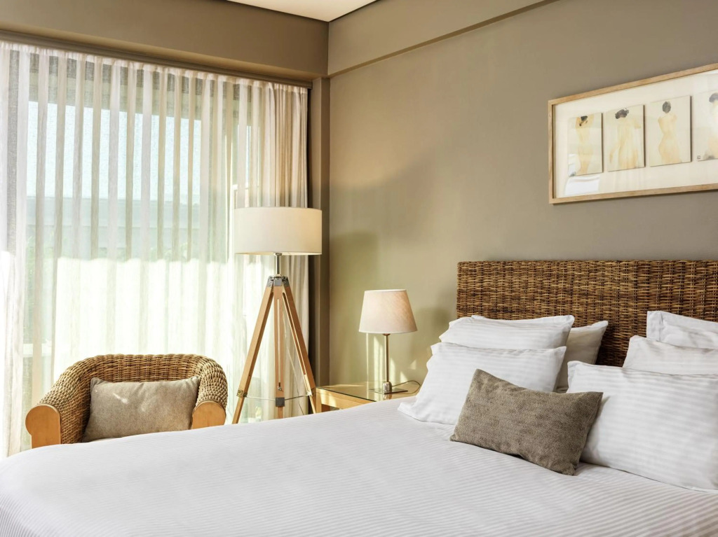SEAVIEW Cityscape Hotel