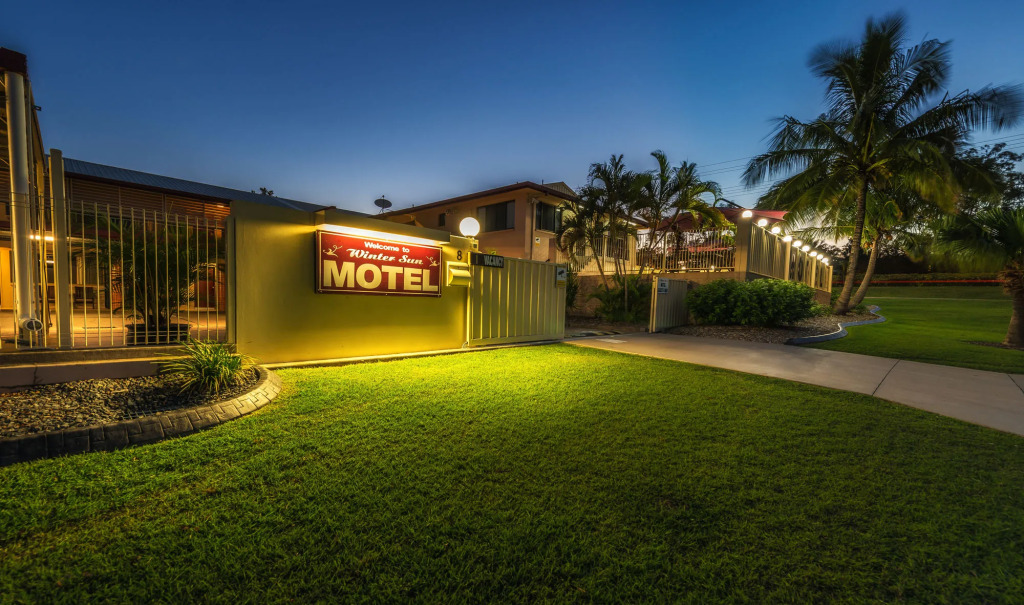 Winter Sun Motel