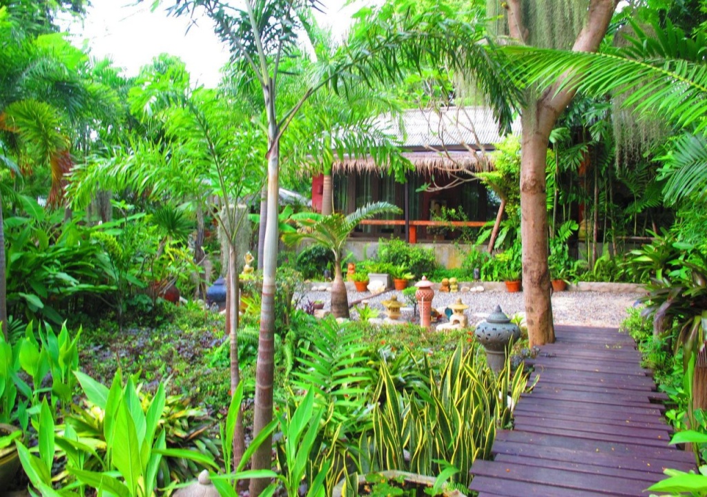 Tamarina Resort