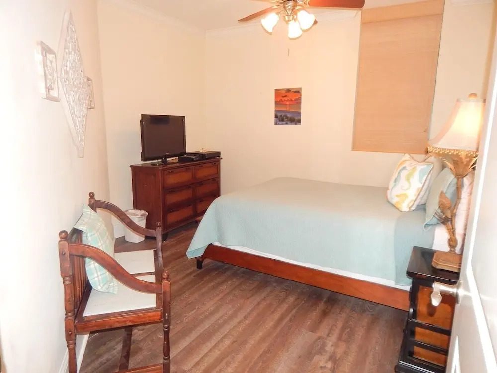 714 Holiday Isle 714 - Shangri La 3 Bedroom Condo