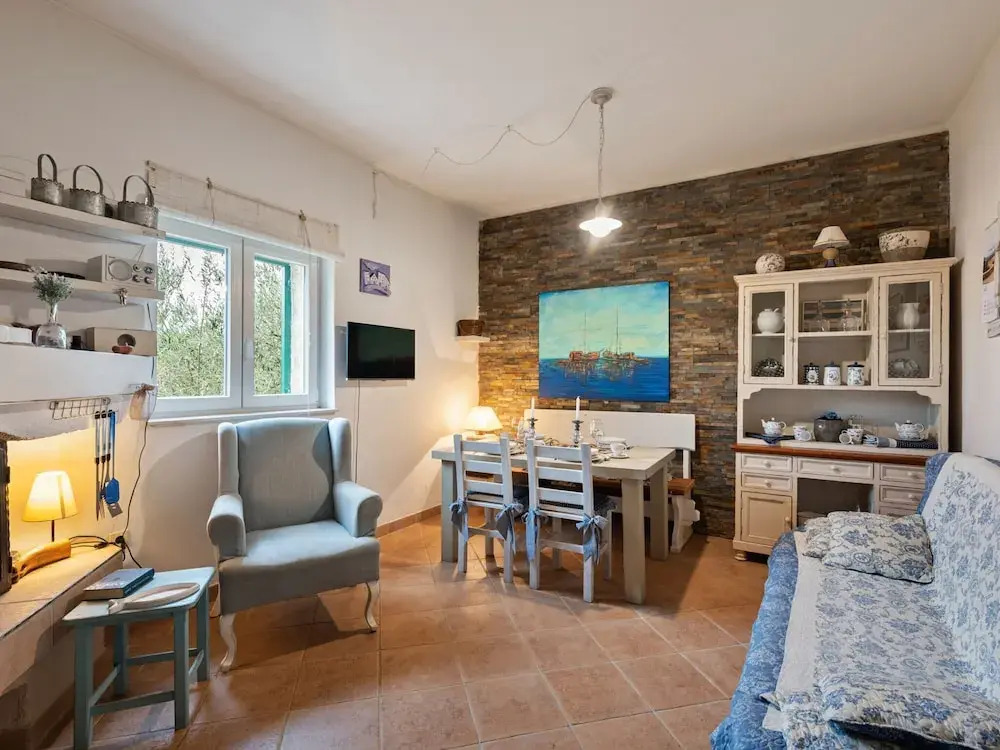 Homely Apartment in Genova With Sea Nearby