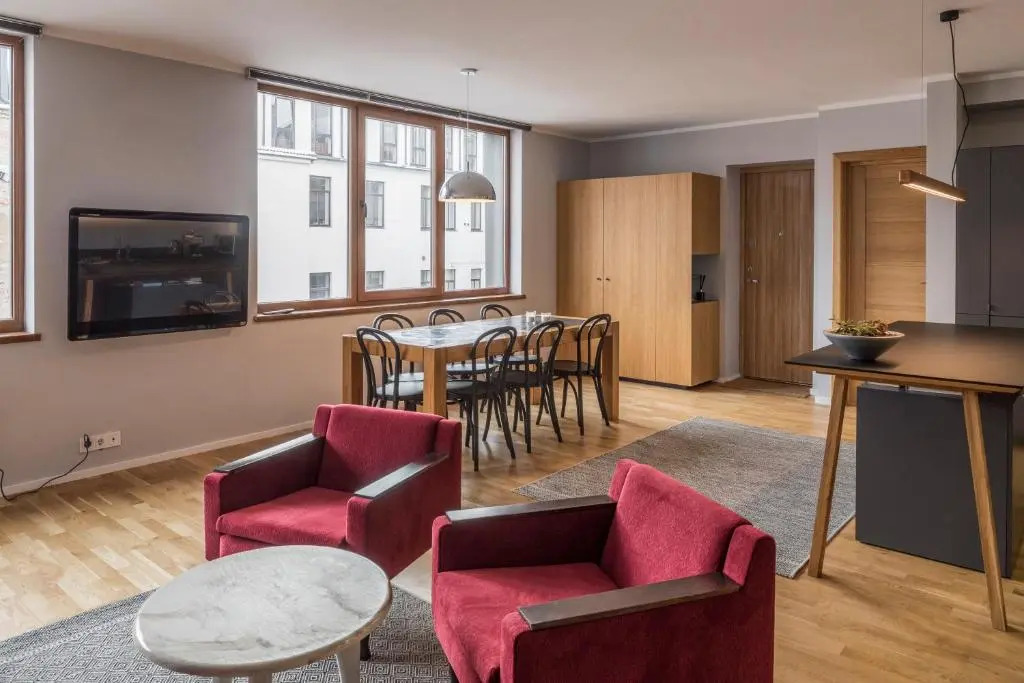 Maironis - Spacious Apartment in the Heart of Kaunas