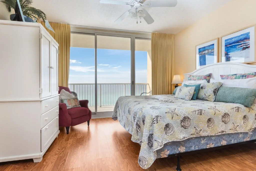 Majestic Beach Resort 1-1002 - Serenity By The Sea