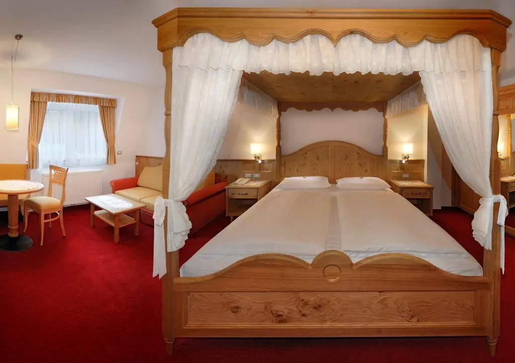 Hotel Ingram