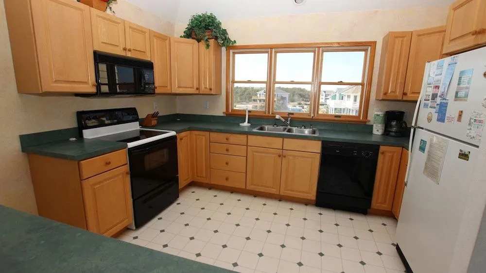 Corolla Del Mar 1211 - 5 Br Home