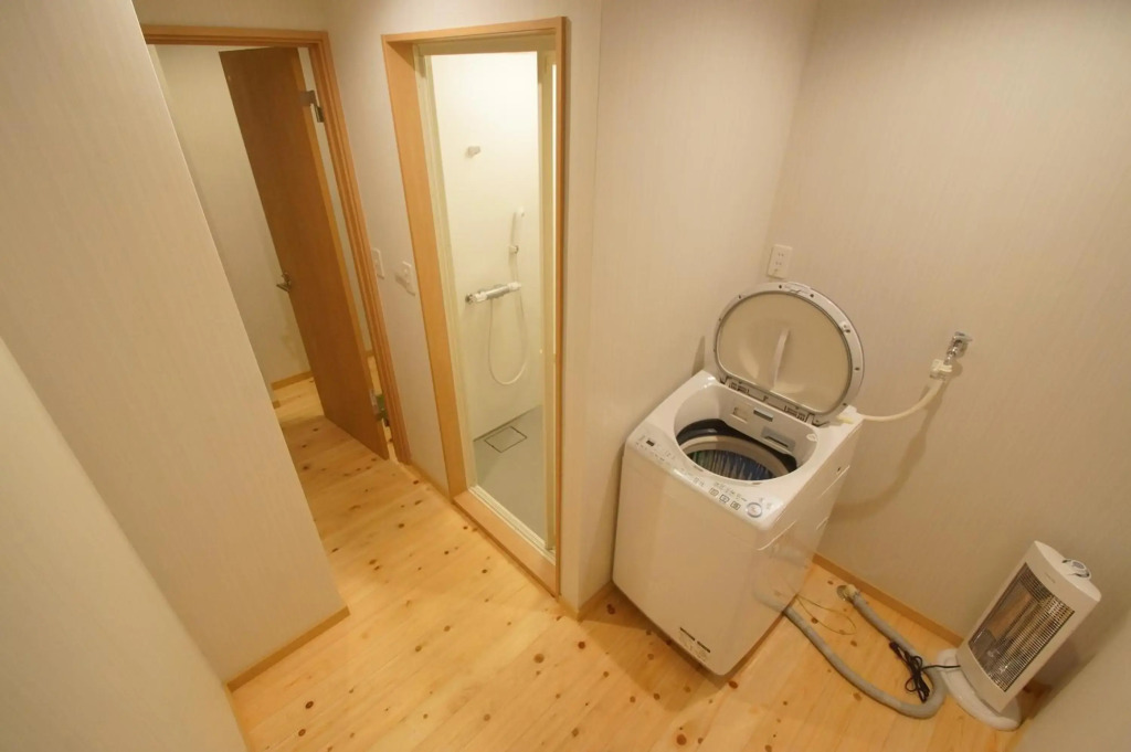 Guesthouse Arakura Private floor and Chureito Pagoda Base