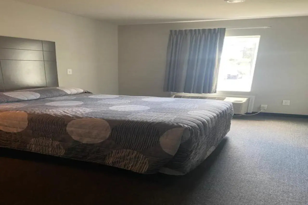 WoodSpring Suites Atlanta Airport