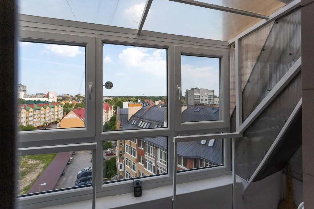 8th floor apartment