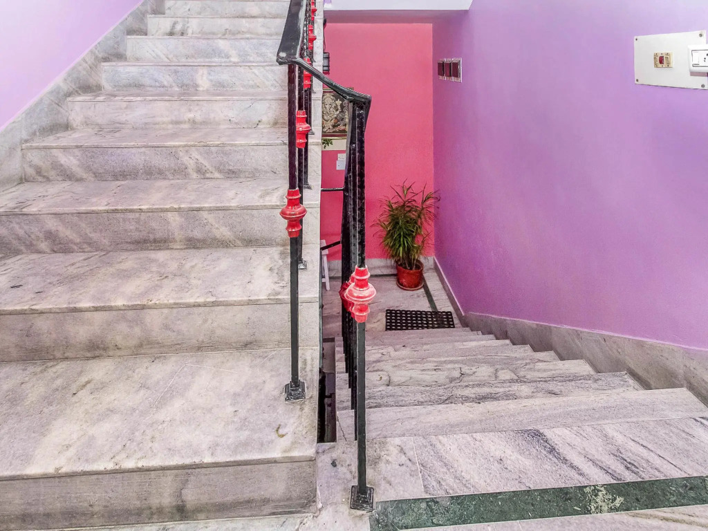 OYO 12960 Hotel Adrija