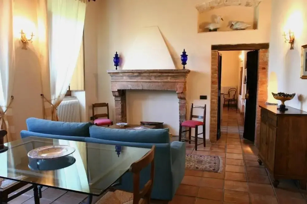 Le Logge di Silvignano Historic House