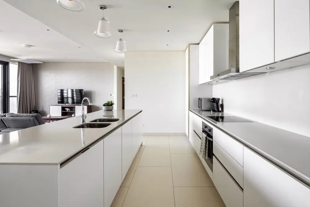 Upscale 3BR Apartment In Prime Location - City Walk