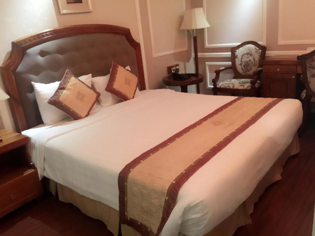 Scent Premium Hotel and Sky Bar