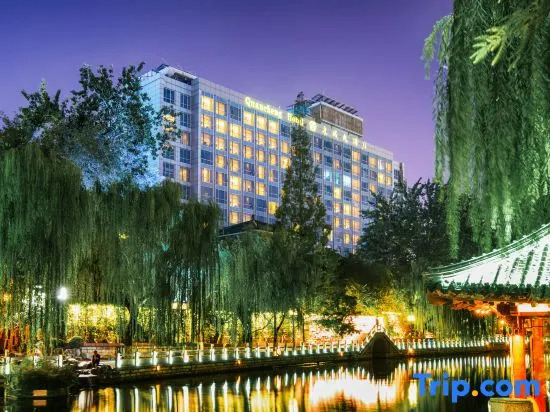 Silver Plaza Quancheng Hotel