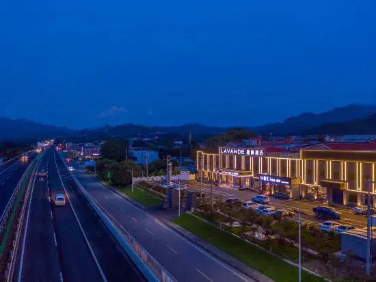 Zunhong international Hotel (Beijing Yanqing Badaling Great Wall Store)