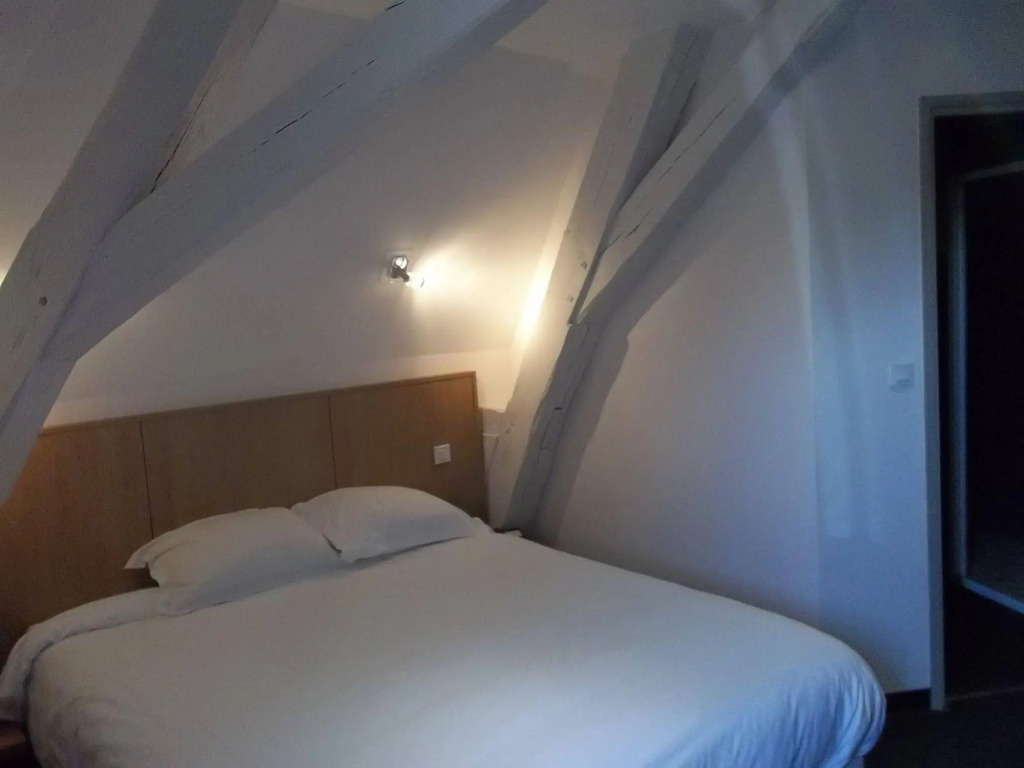Logis LHôtel DArc