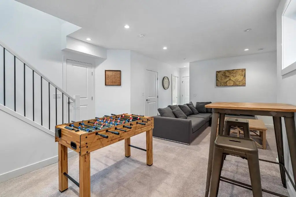 Kensington Calgary House 3BR 20 Min to Downtown