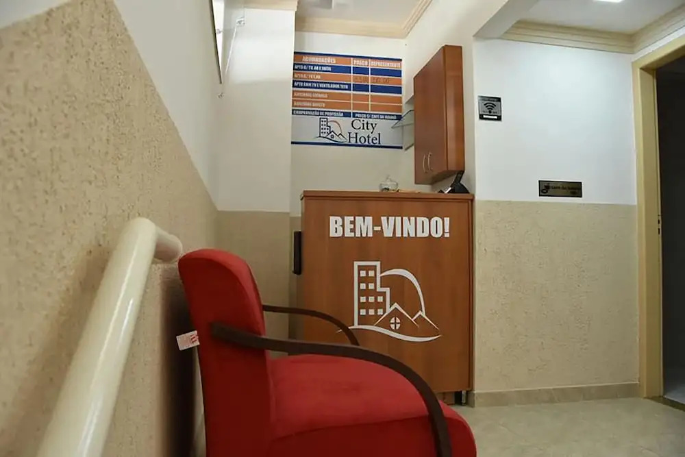 City Hotel