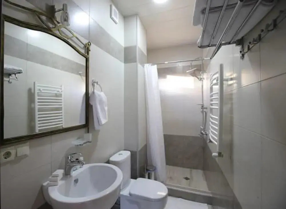 Отель Golden Nugget Tbilisi