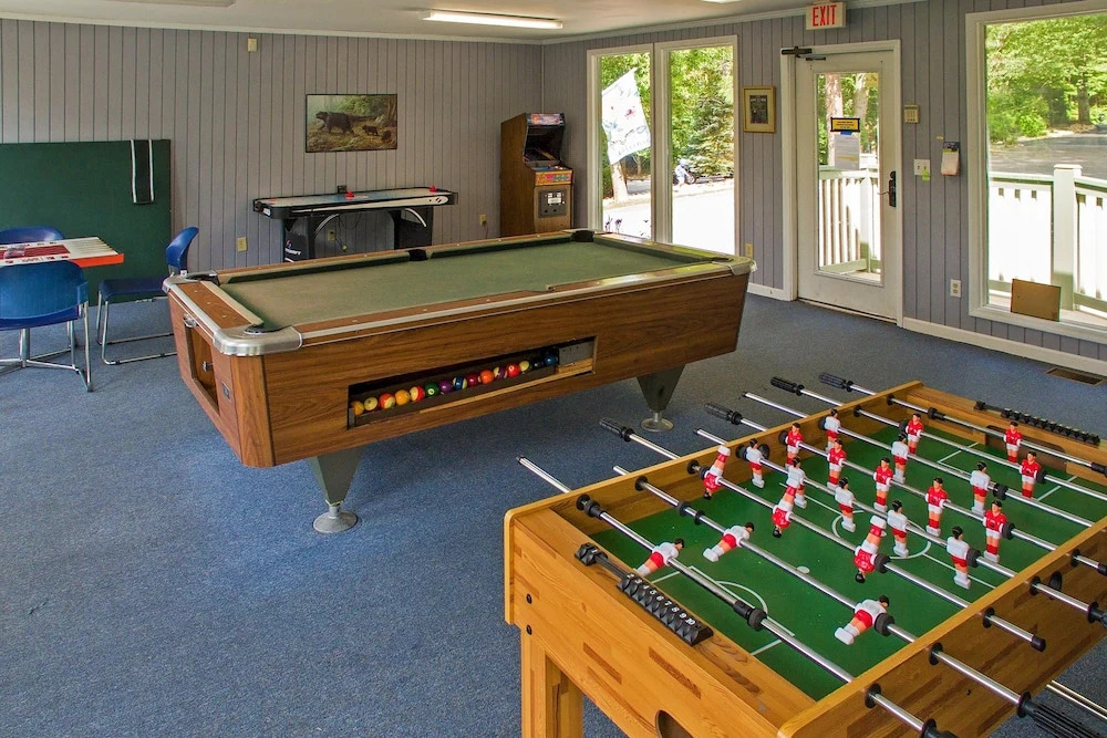 Yetis Hideaway W/ 3 Pools - Near Skiing, Dining 2 Bedroom Condo