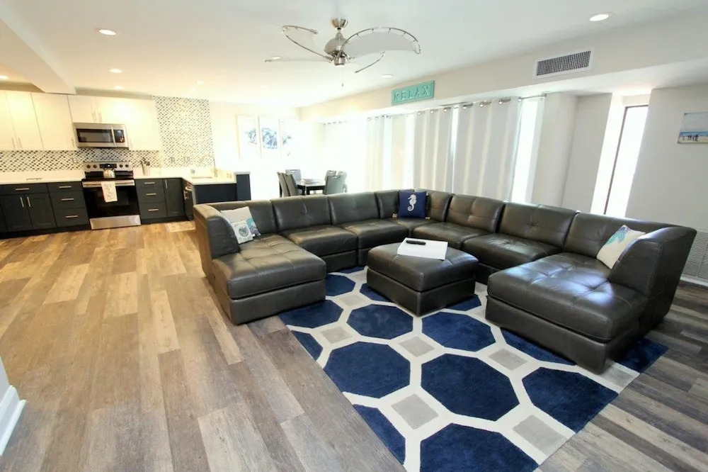 Henlopen Unit 805 by Long & Foster