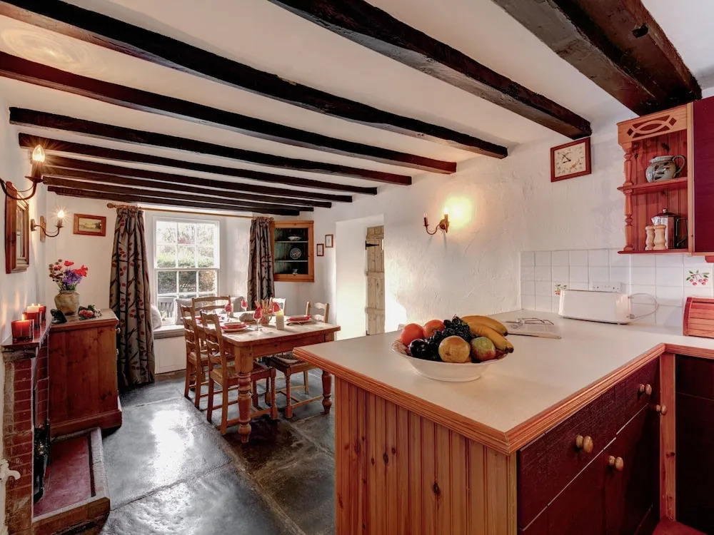 Modern Holiday Home With Lush Garden at Elterwater