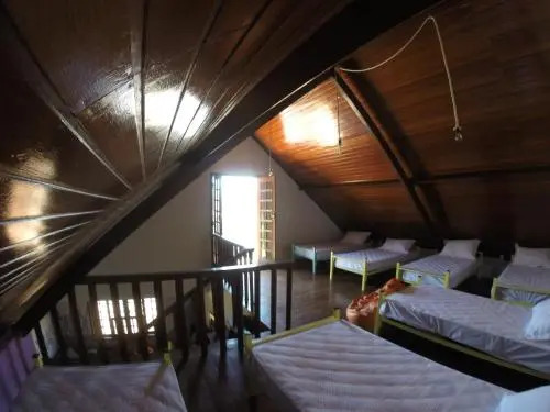Hostel LARes