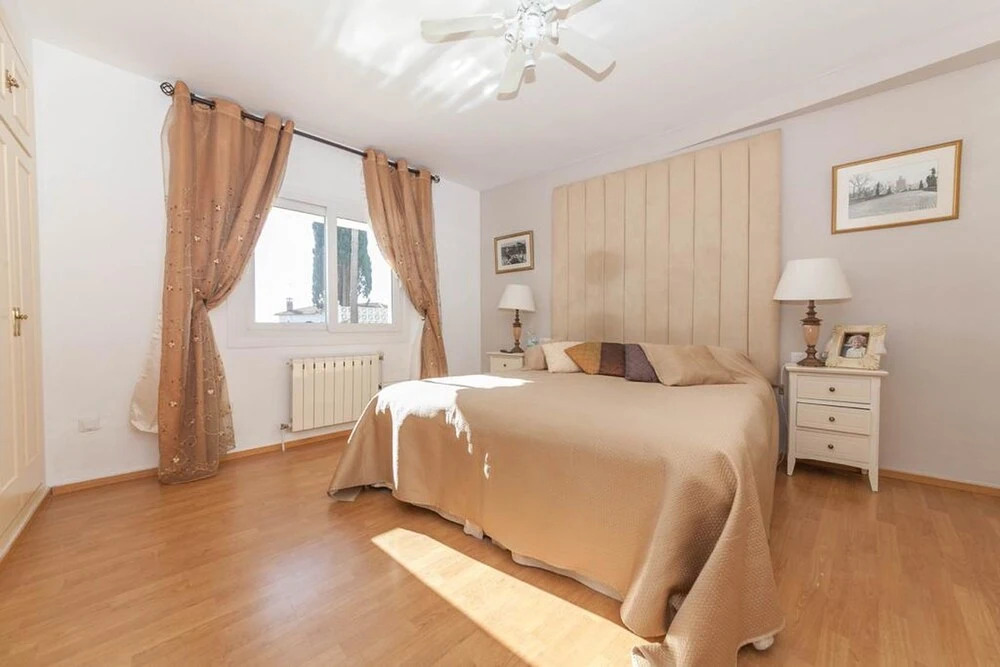 5BR 4BA Villa Romano With Panoramic Sea and Golf Views in Elviria, Marbella