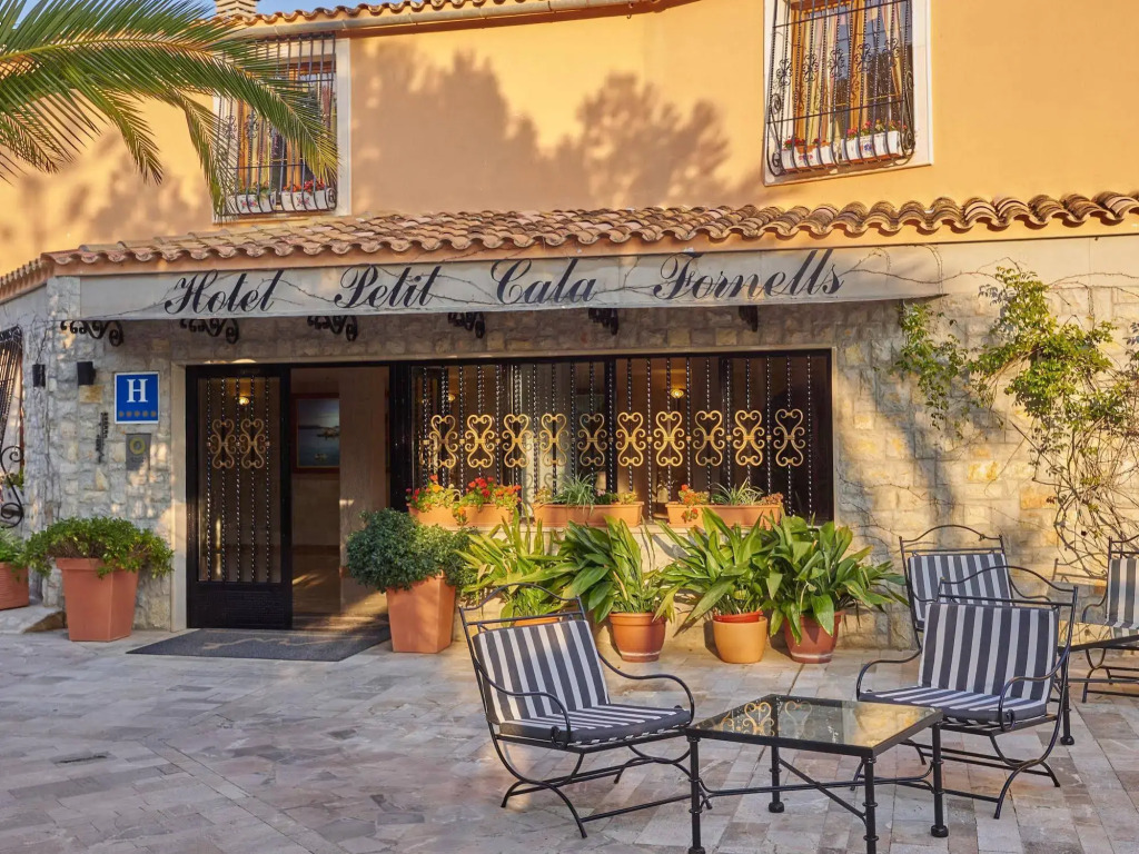 Hotel Petit Cala Fornells