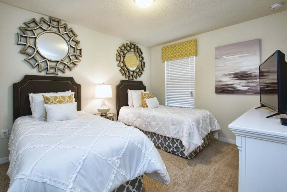 Windsor at Westside-7 Bedrooms House w/pool-3712WW
