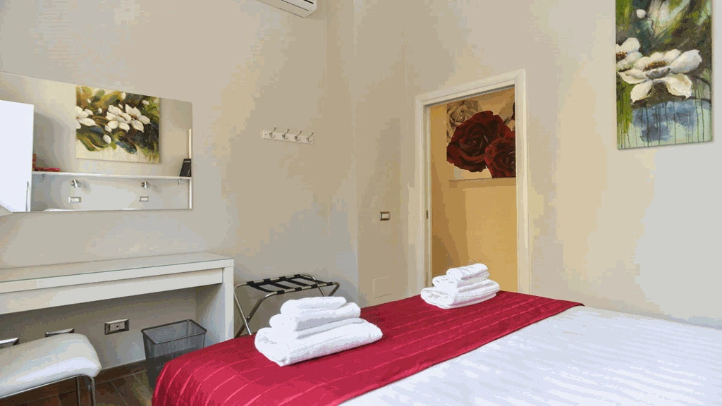 Lata Rooms
