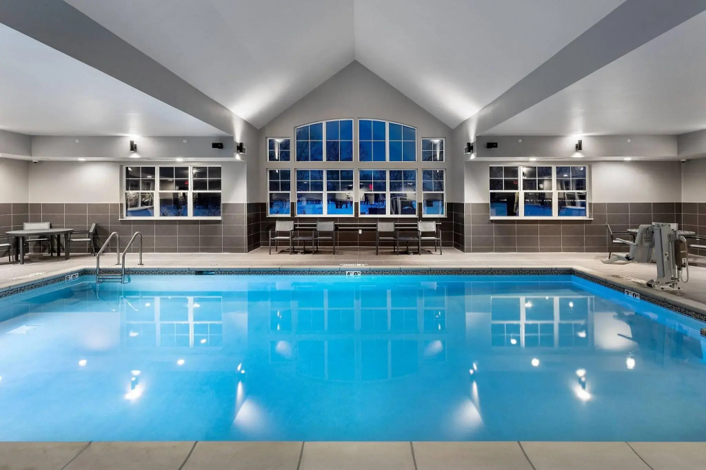 Residence Inn by Marriott Milwaukee Brookfield