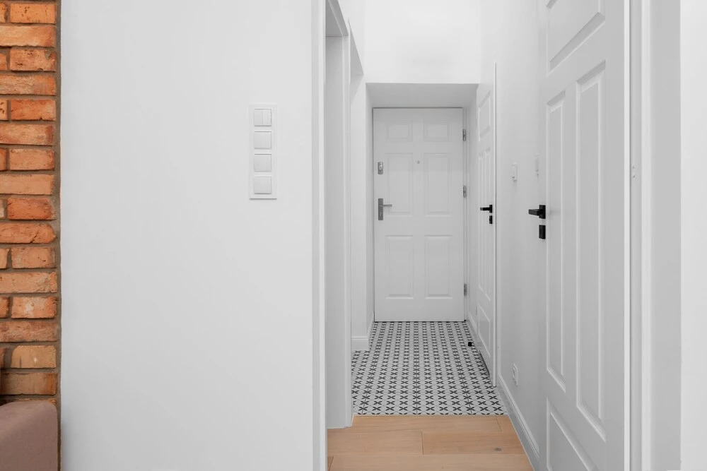 oompH Warsaw Central 2 Bedroom Apartment