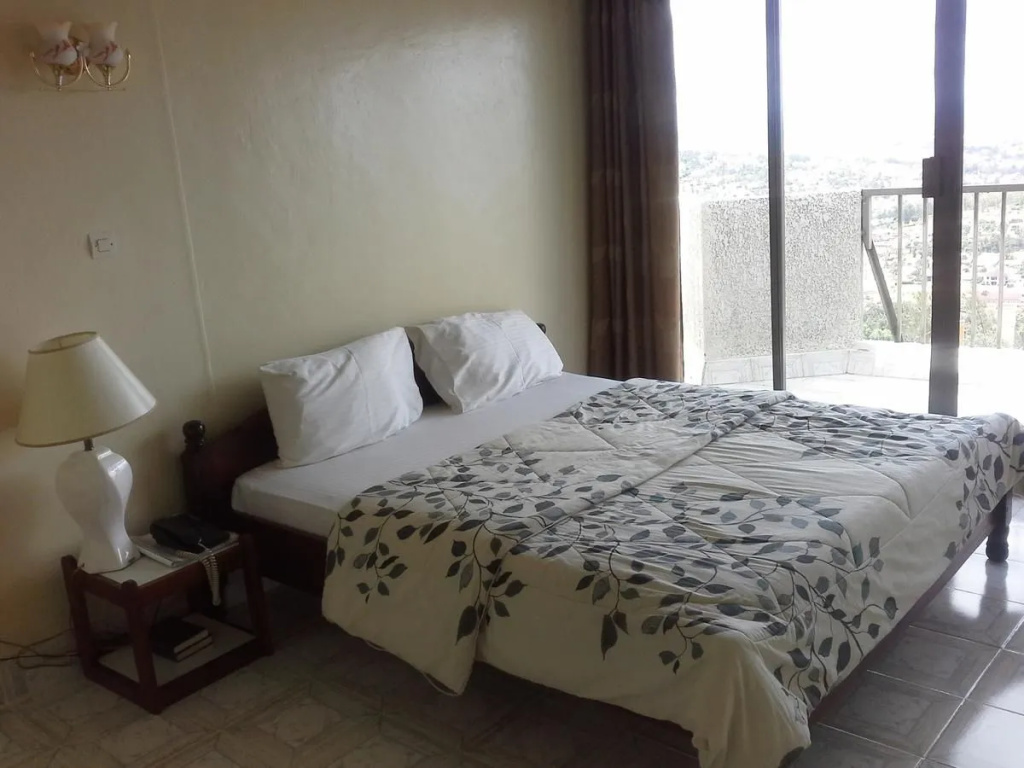 Okapi Hotel