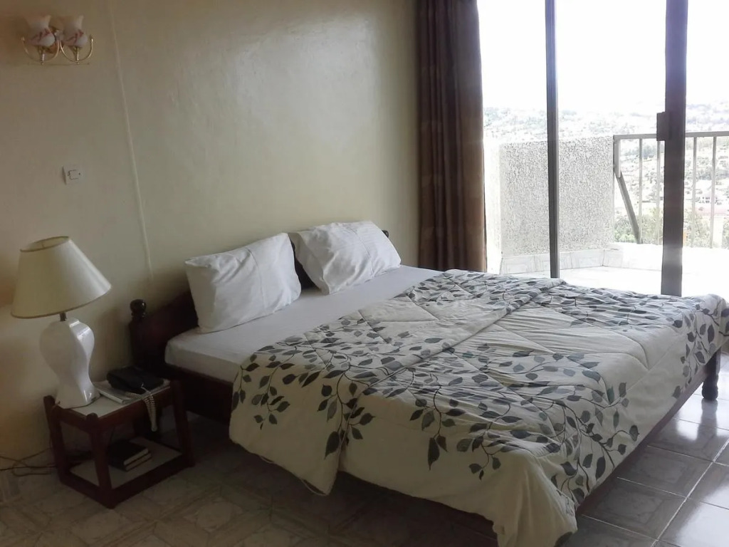 Okapi Hotel