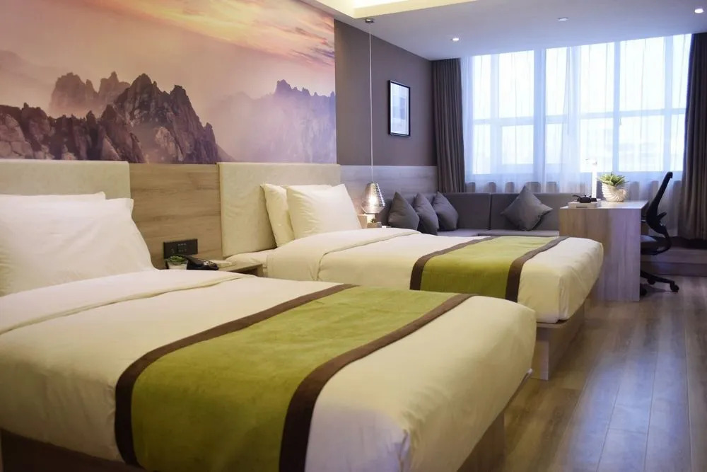 Atour Hotel Qingdao Olympic Sailing Center May Fourth Square