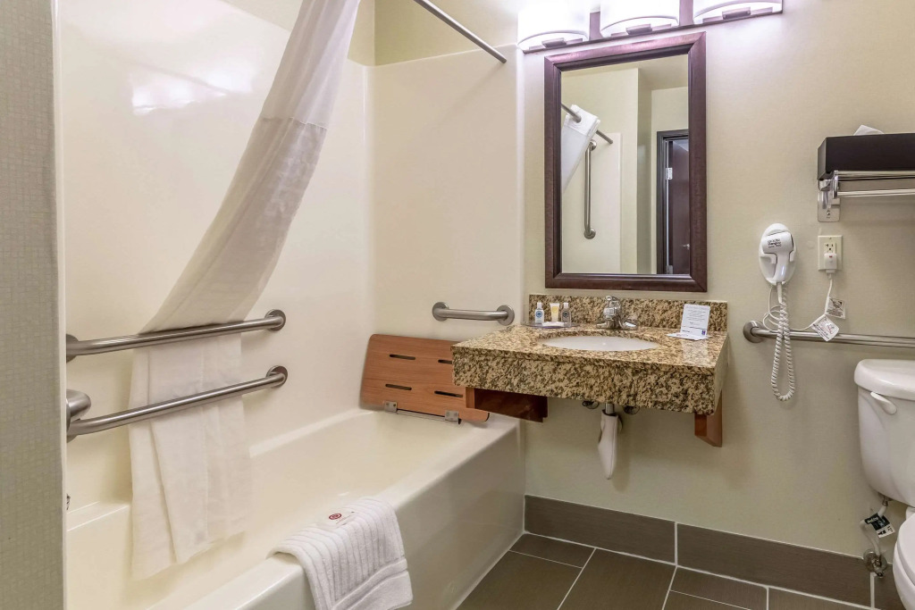 Comfort Inn & Suites Gillette near Campbell Medical Center